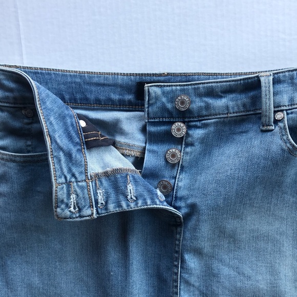 Talbots - Picture 6 of 13